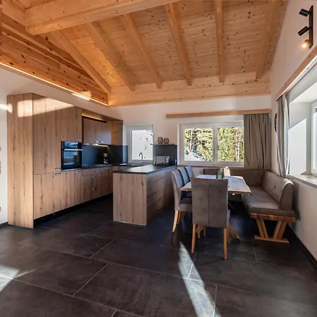 Сasa de vacaciones Alpenauszeit By Interhome