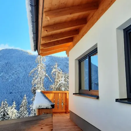 Сasa de vacaciones Alpenauszeit By Interhome